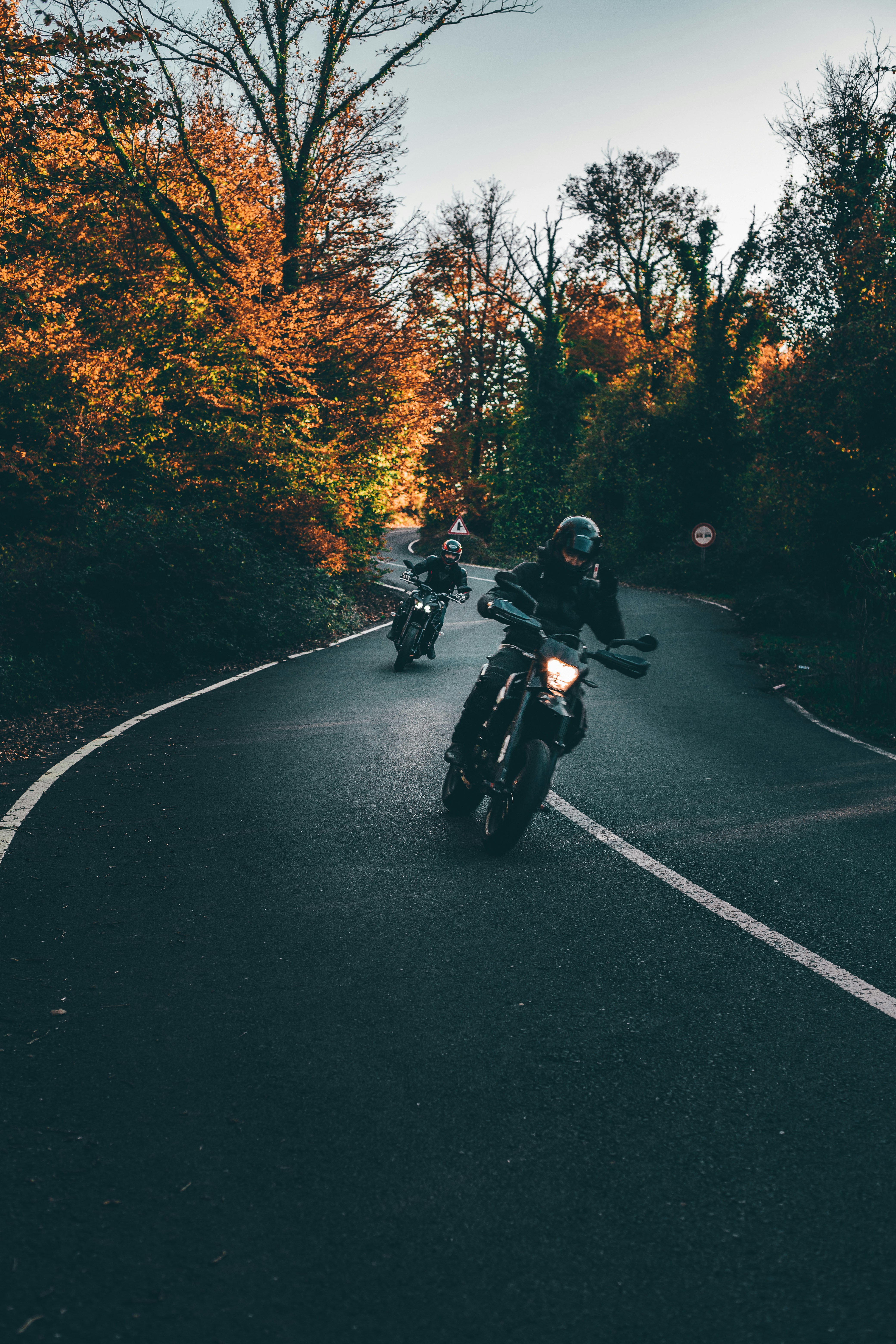Motorcycle Group Riding: Etiquette, Safety, and Formation Guidelines